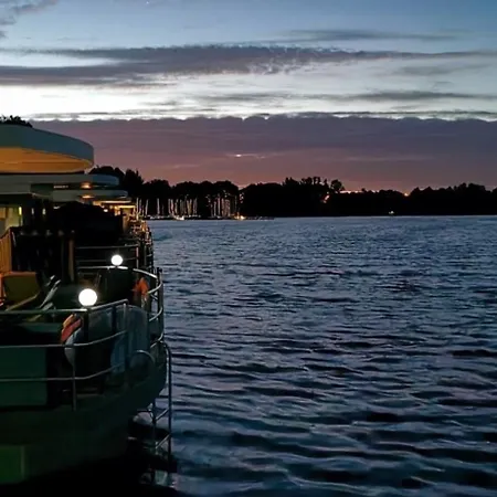 Botel Hausboot Key West Xanten