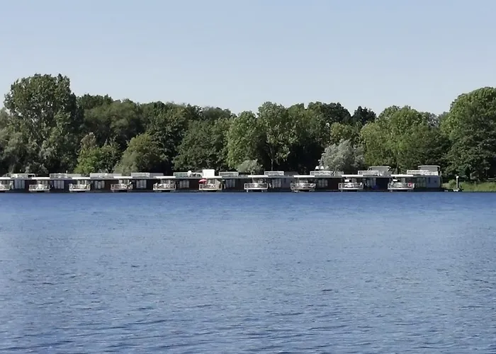 Ботель Hausboot Key West